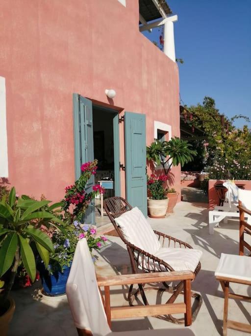 Casa Dei Melograni At Vourlidia Leros Villa Vromolithos Dış mekan fotoğraf