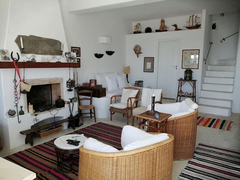 Casa Dei Melograni At Vourlidia Leros Villa Vromolithos Dış mekan fotoğraf